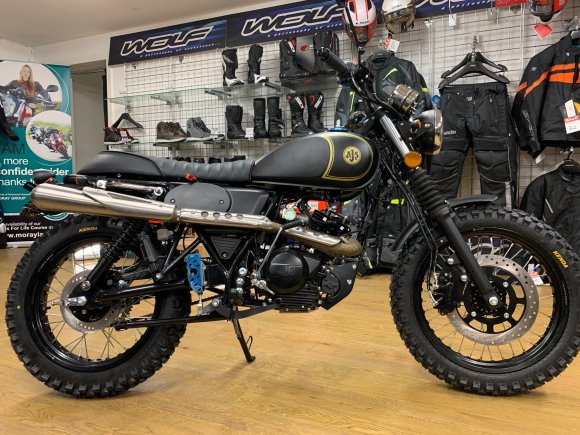 Ieškau motociklų mechaniko Londone