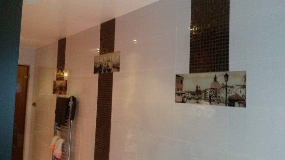 2 miegamuju namas - Langley