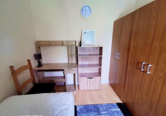 Thames View Barkinge pusantrinis kambarys.