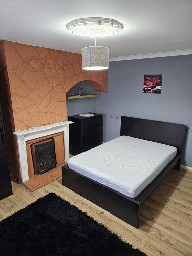 Dagenham Heathway didelis kambarys