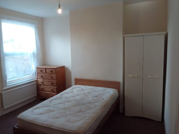 Double Room Leytone 180
